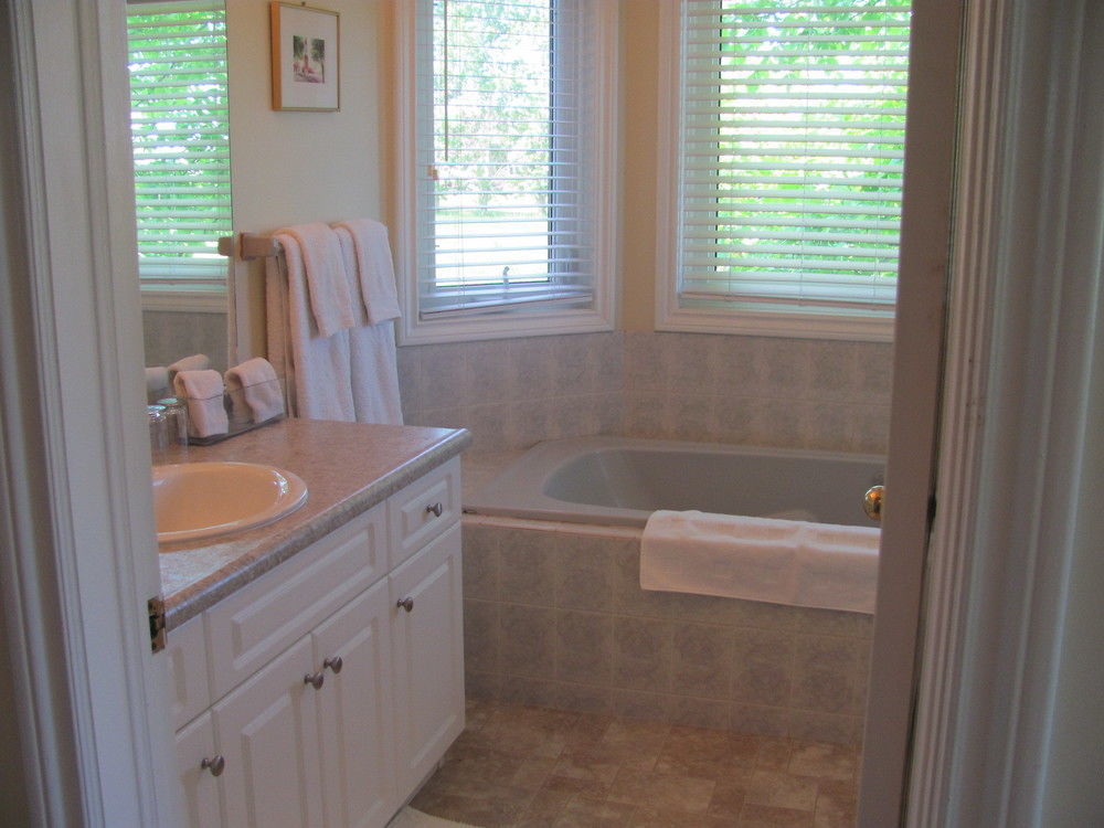 Countryside Bed & Breakfast Niagara-on-the-Lake Екстериор снимка